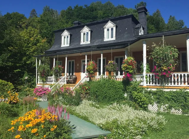 Auberge Du Sault-A-La-Puce