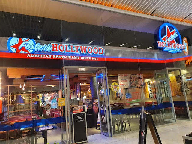 Foster's Hollywood