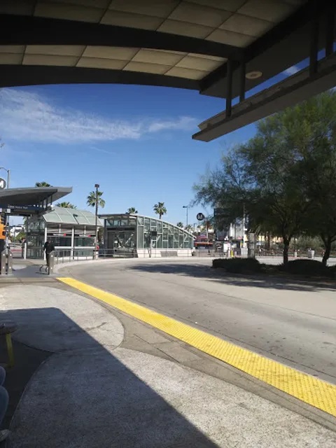 North Hollywood Station