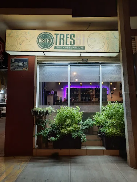 Bistro tres51