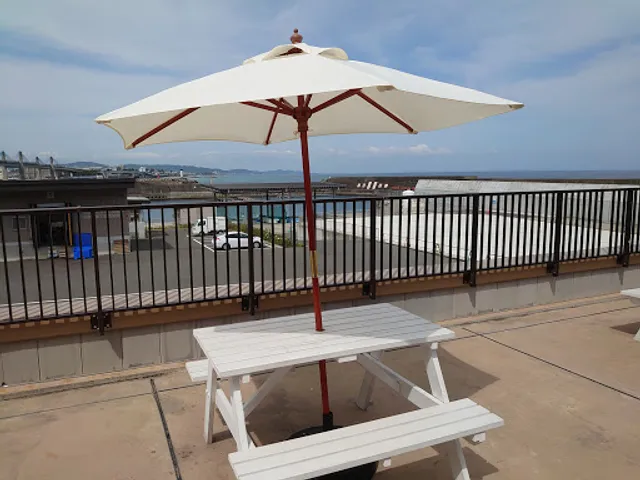 小田原漁港 とと丸食堂