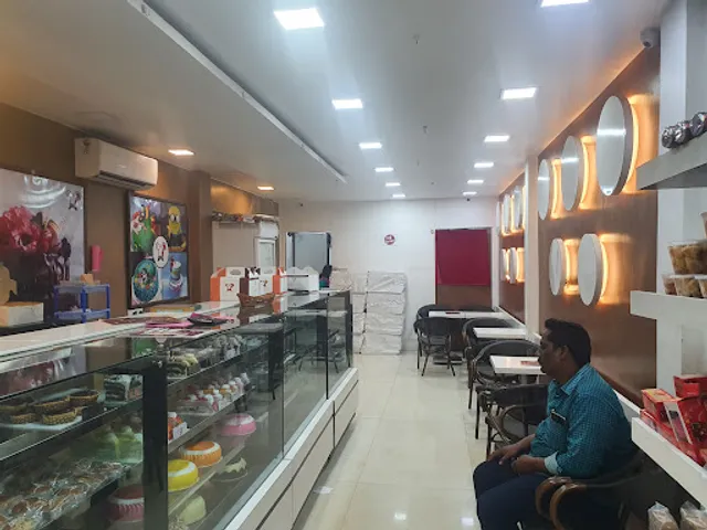 Cake Waves Thanjavur