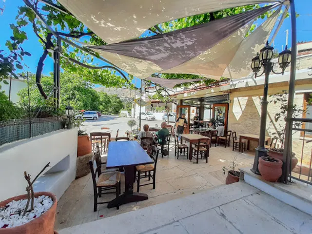 Ταβέρνα Γουλές, Taverna Goules