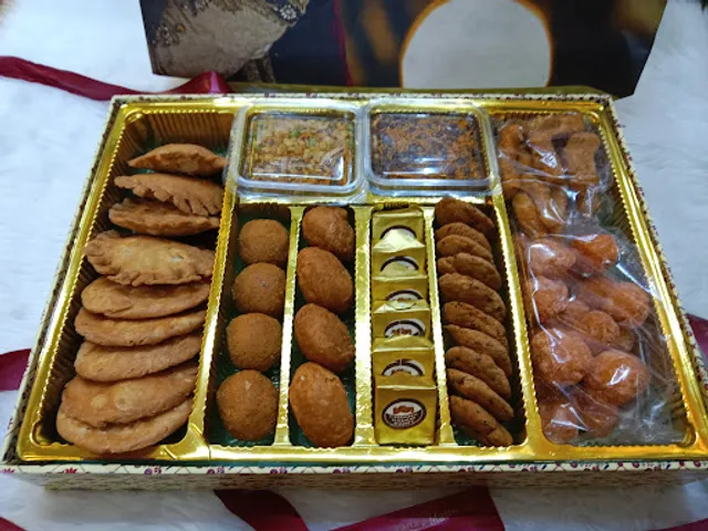 Yadav Namkeen And Bakers