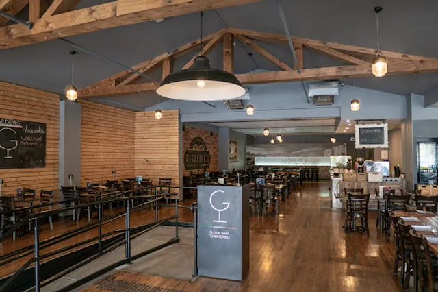 Giuseppe's Restaurant & Bar