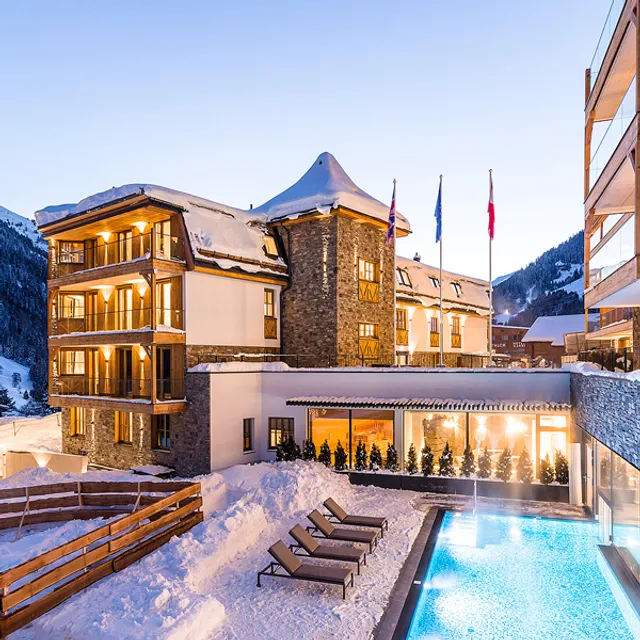 Mountain Spa Residences