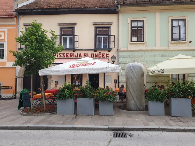 Pizzerija Slonček
