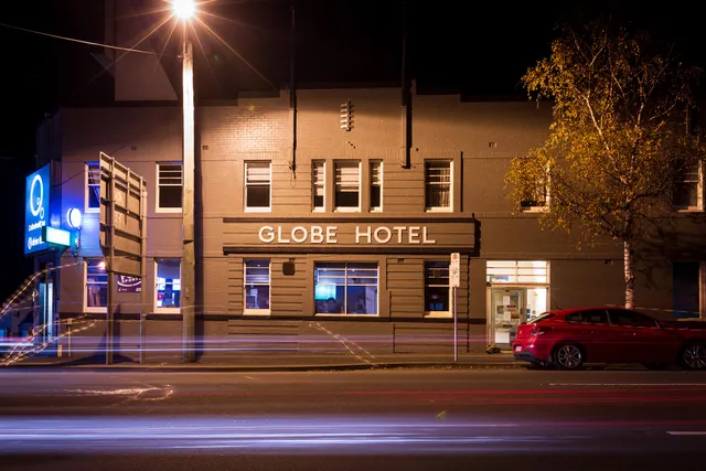 Globe Hotel