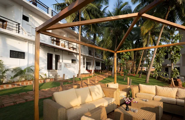 De lavender luxury guest house & hostel