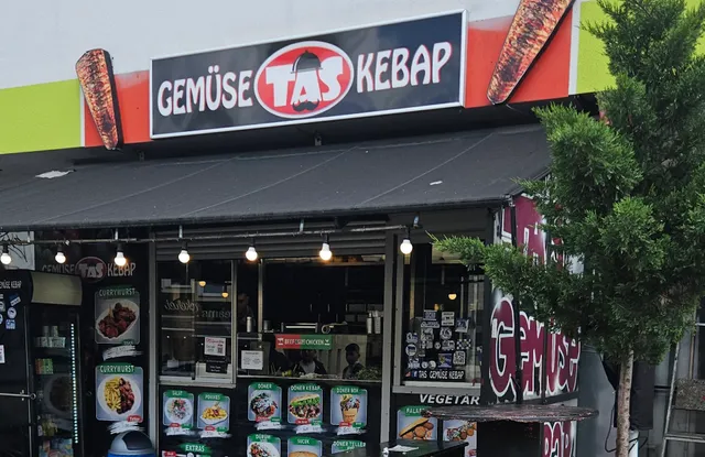 TAS Gemüse Kebap