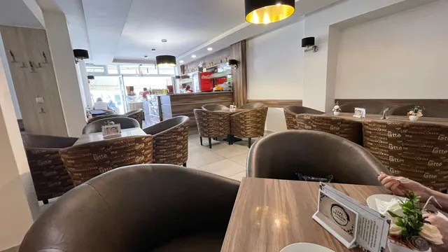 Café Venezia / Cukráreň