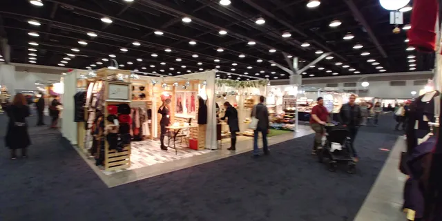 Circle Craft Holiday Market