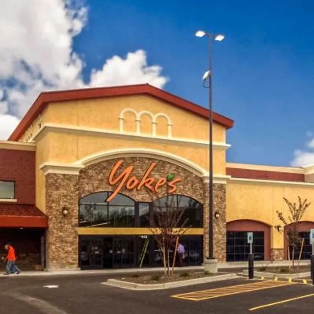 Yoke's Fresh Market - South Richland