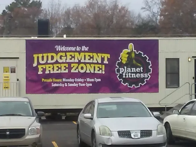 Olive Street Plaza Shopping Center