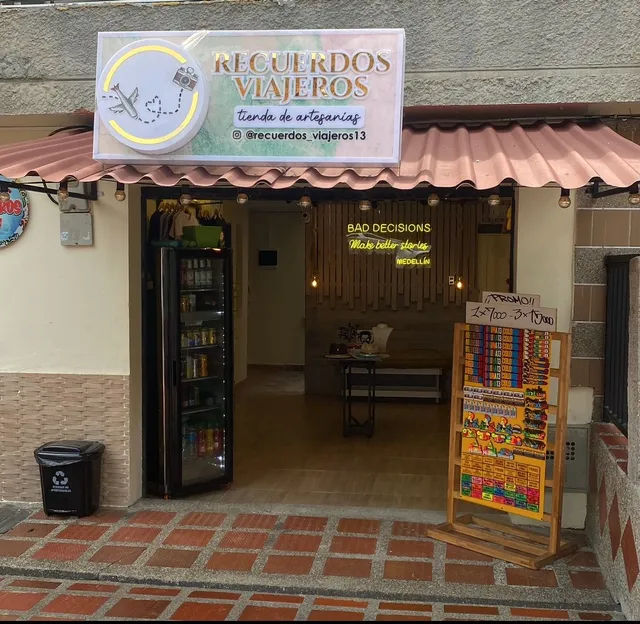 Comuna 13 - Graffiti tour Viajeros MAC