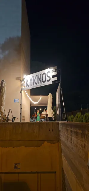 Restaurante Griego Kyknos