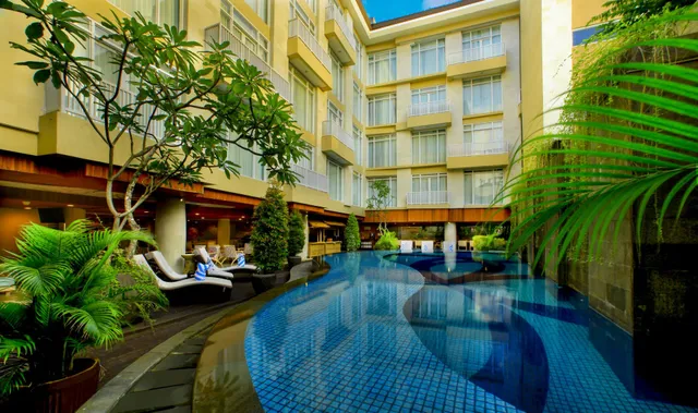 Bedrock Hotel Kuta bali