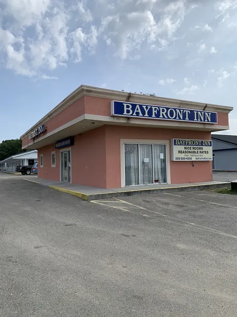 Bayfront Inn