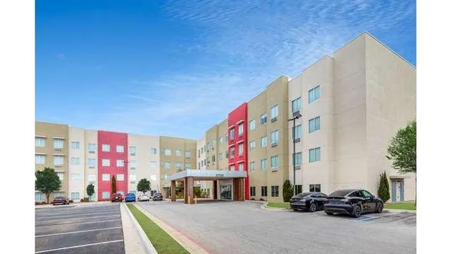 Hawthorn Suites by Wyndham Lubbock