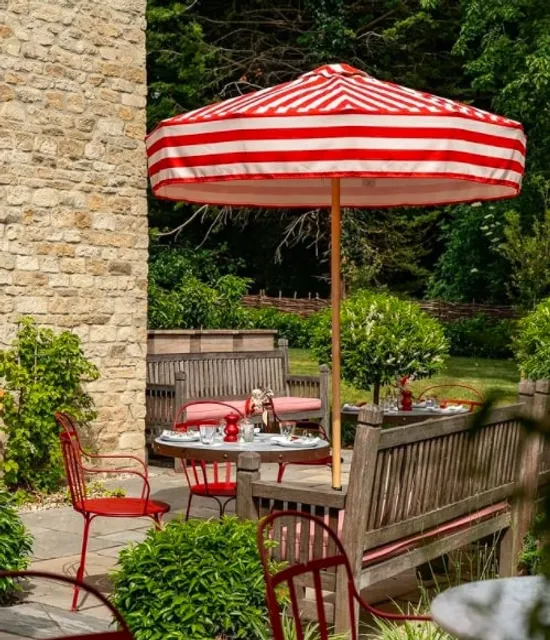 The Double Red Duke, Cotswolds
