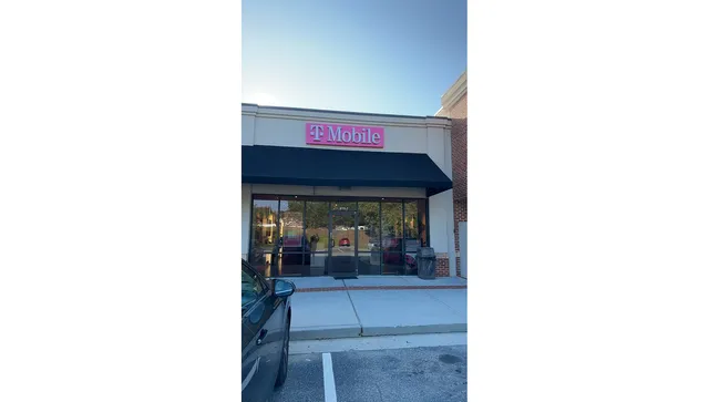 T-Mobile Authorized Retailer