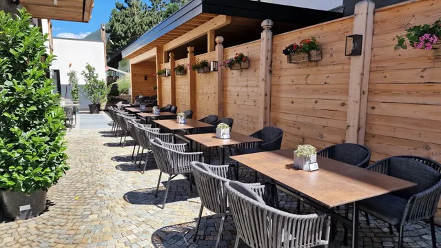 Luis Restaurant-Pizzeria-Bar