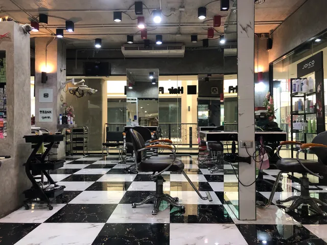 Hair Friends at The Season Mall