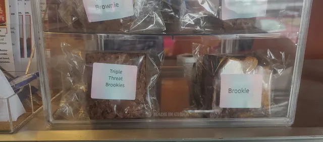 SugarCrazee Cakes and Treats