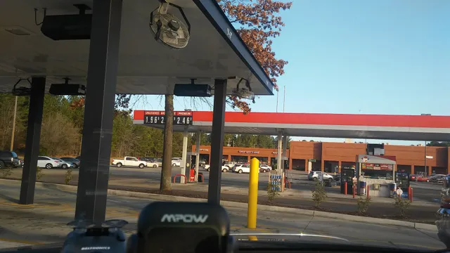 Thompson Square Shopping Center