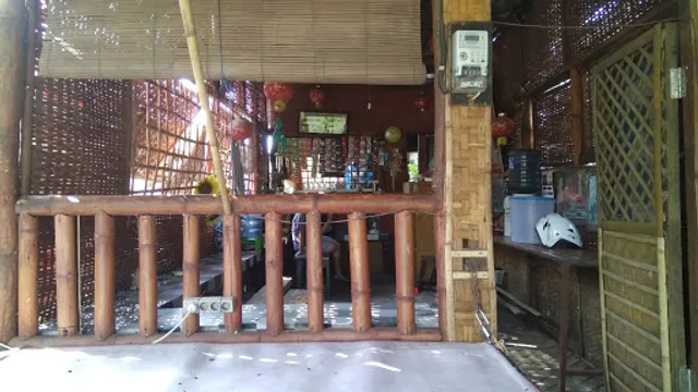 Bebek Goreng Sawah Cak Ujik