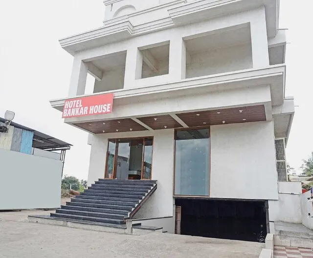 Hotel O Bankar House