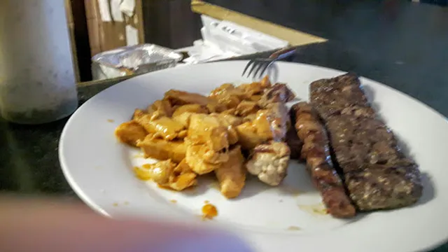 Sphinx Shoarma Grillroom petit restaurant