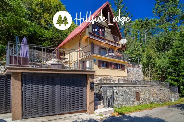 Hillside Lodge