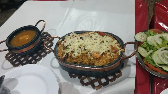 LANCHONETE E PIZZARIA DO BOLINHO