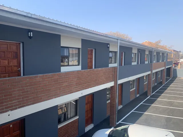 Platinum Guest Lodge