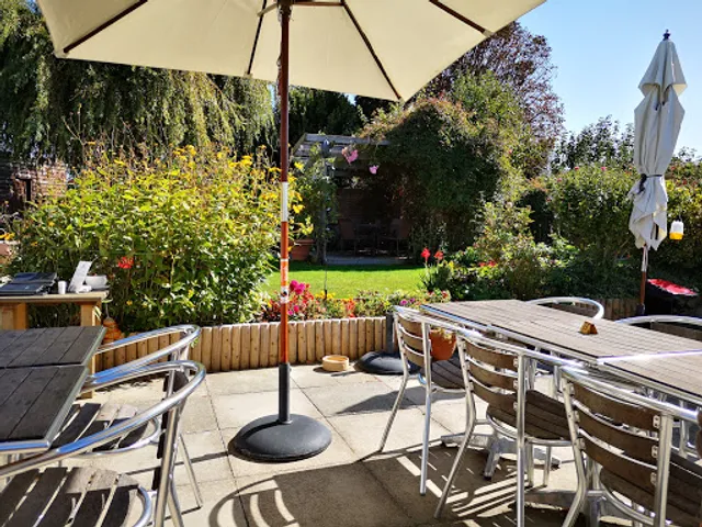 Bracklesham Bay Tea Rooms & Garden