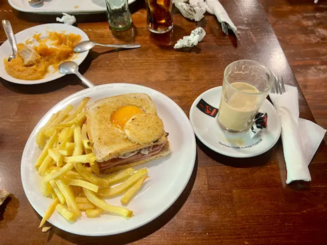 Cervecería Al oeste del pisco Restaurante