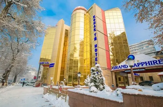 Grand Sapphire Hotel