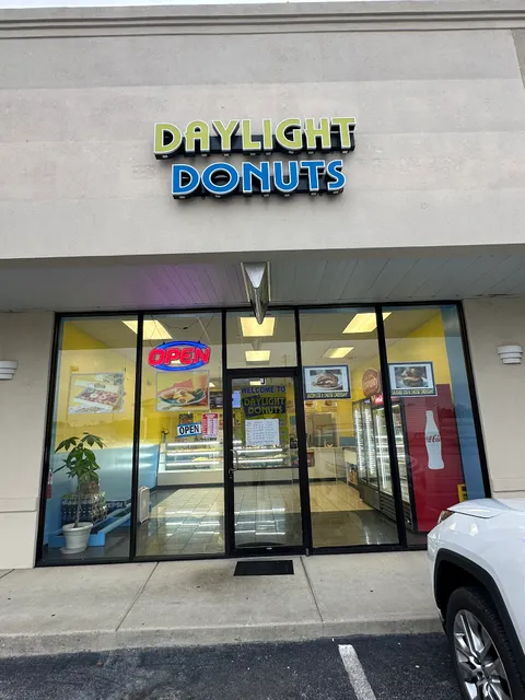 Daylight Donuts