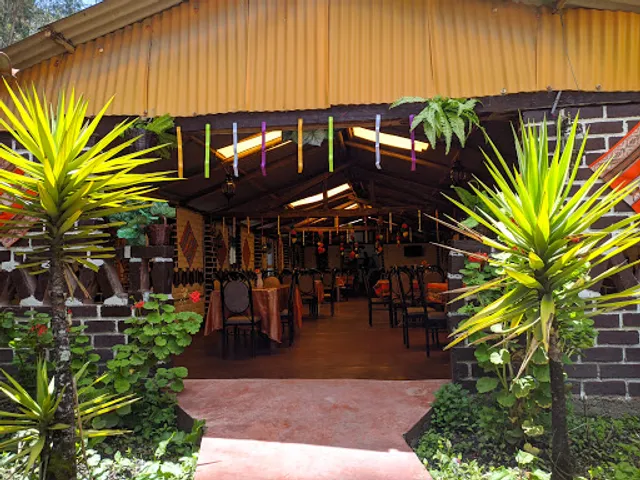 LA PORTADA recreo turístico