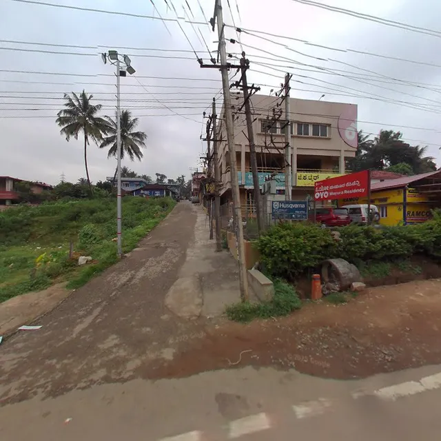 OYO 26718 The Mayura Residency