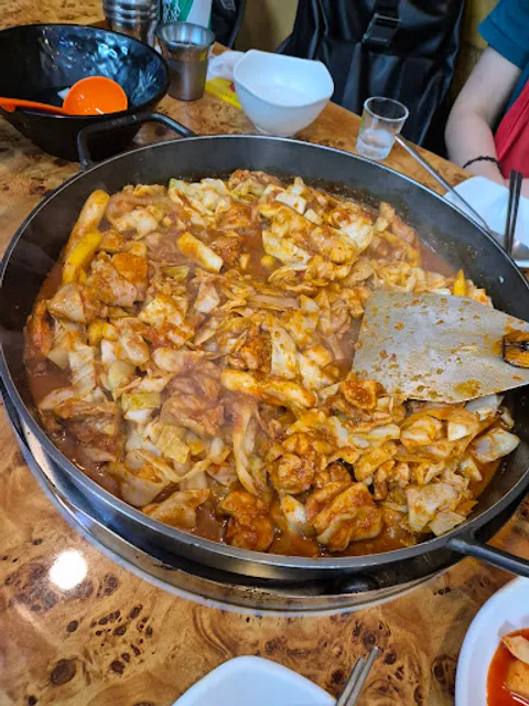오남매닭갈비