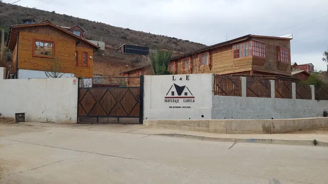 Hospedaje Canela L & E