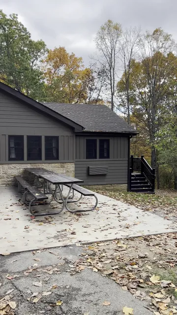 Laurel Lodge at Lake Hope State Park