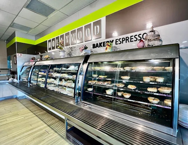 Hollywood Bakery