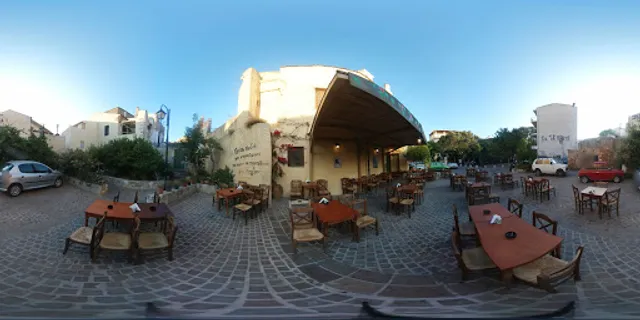 Ο Avli ton Thavmaton