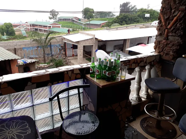 Sbu's Comfort Lounge