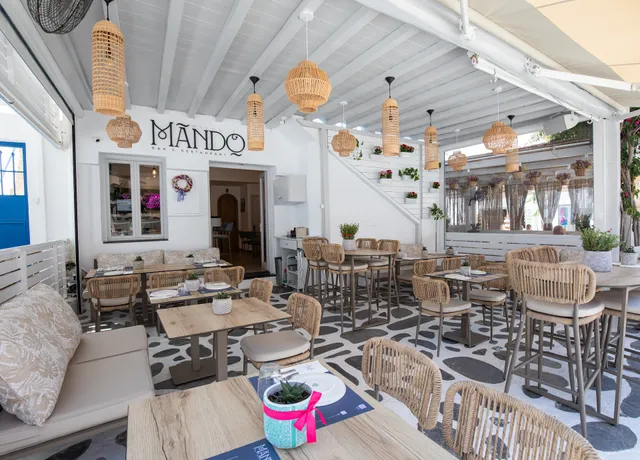 Mando Restaurant Mykonos