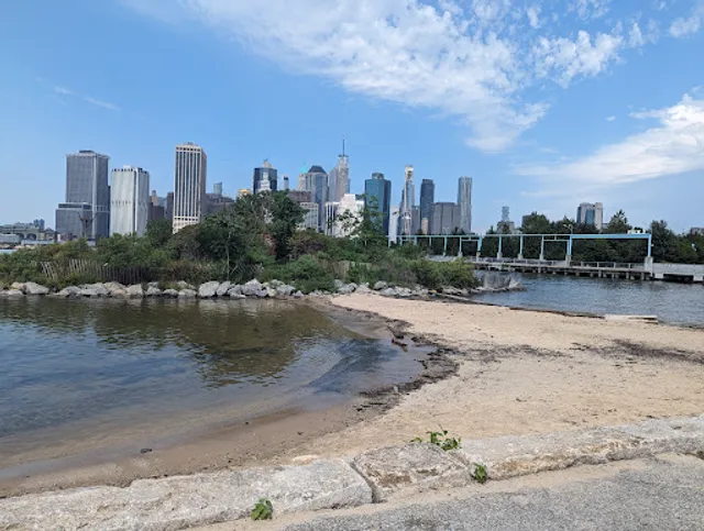 Brooklyn Bridge Park Pier 6 Liberty Lawn