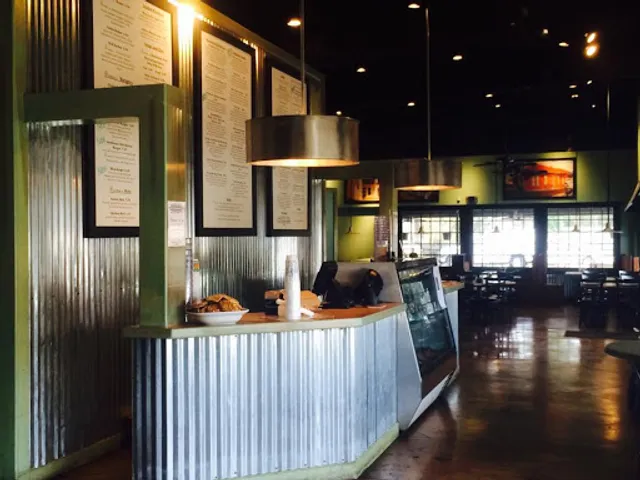 Broma's Deli - Brookhaven